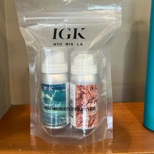 IGK Beach Club volumizing texture spray & Jet Lag invisible dry shampoo. NEW